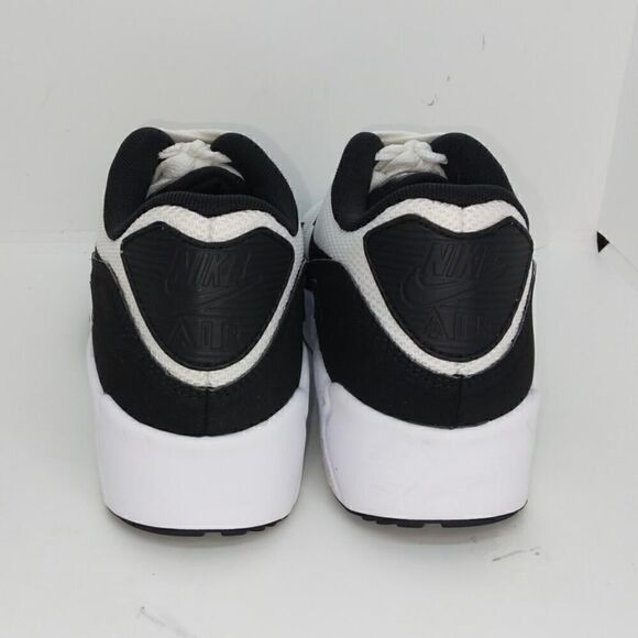 Nike Air Max 90 Ultra 2.0 Boys Pre-owned Black & White Sneakers - sz. 4 1/2Y - Picture 4 of 6
